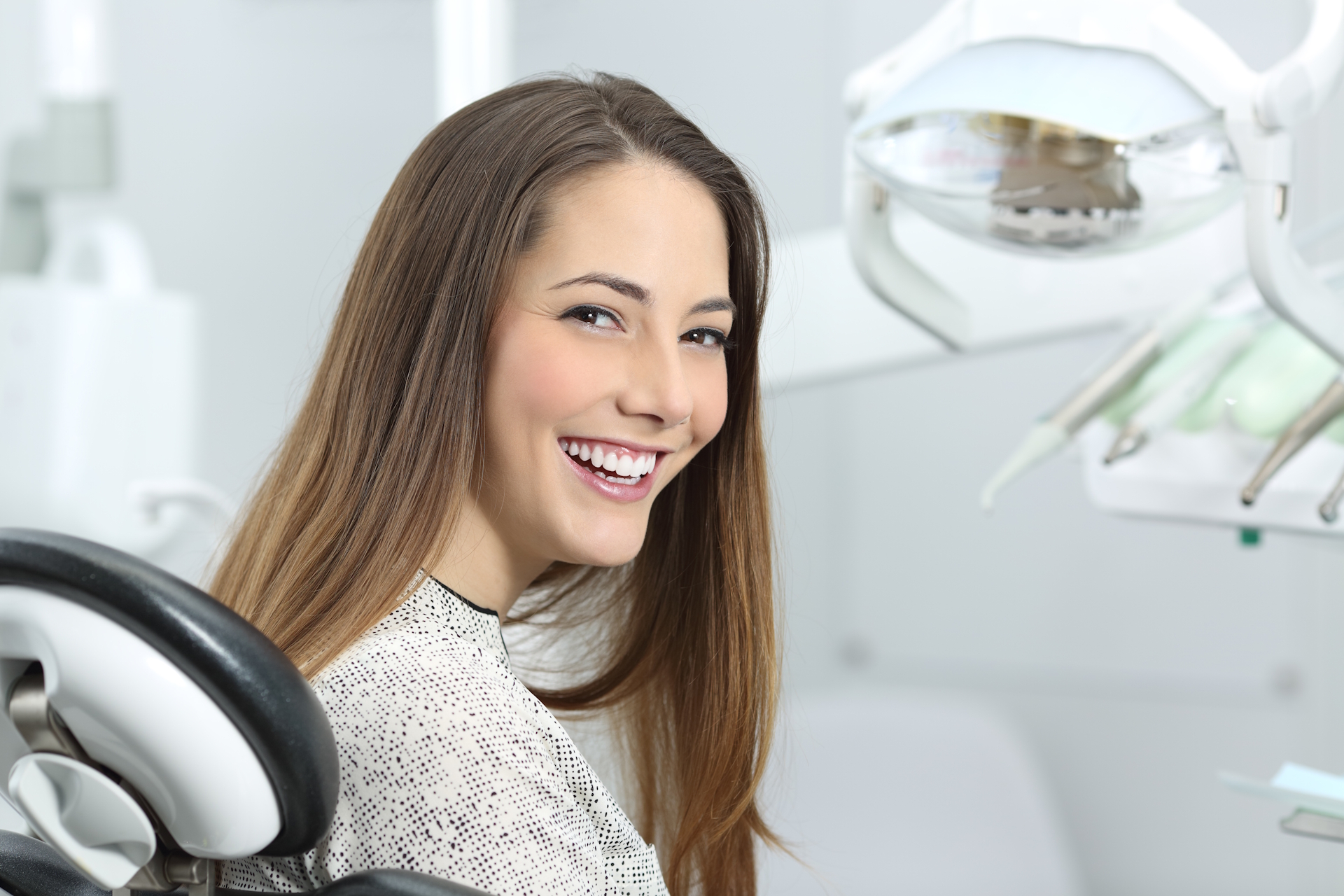 Trattamenti Ortodontici per Adolescenti a Lugano | Studio Bakaj STrattamenti Ortodontici per Adolescenti a Lugano | Studio Bakaj